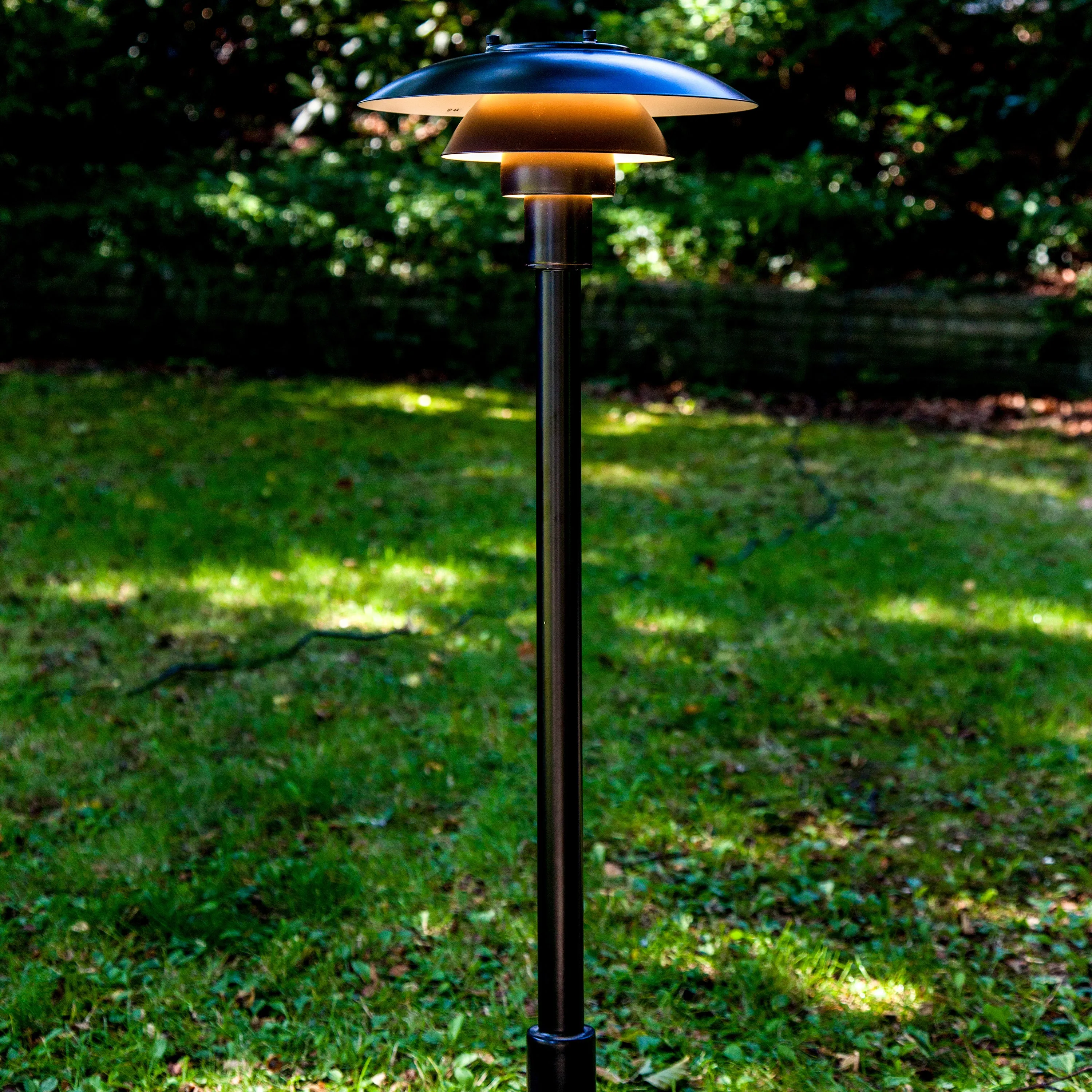 PH 3-2 Outdoor Bollard