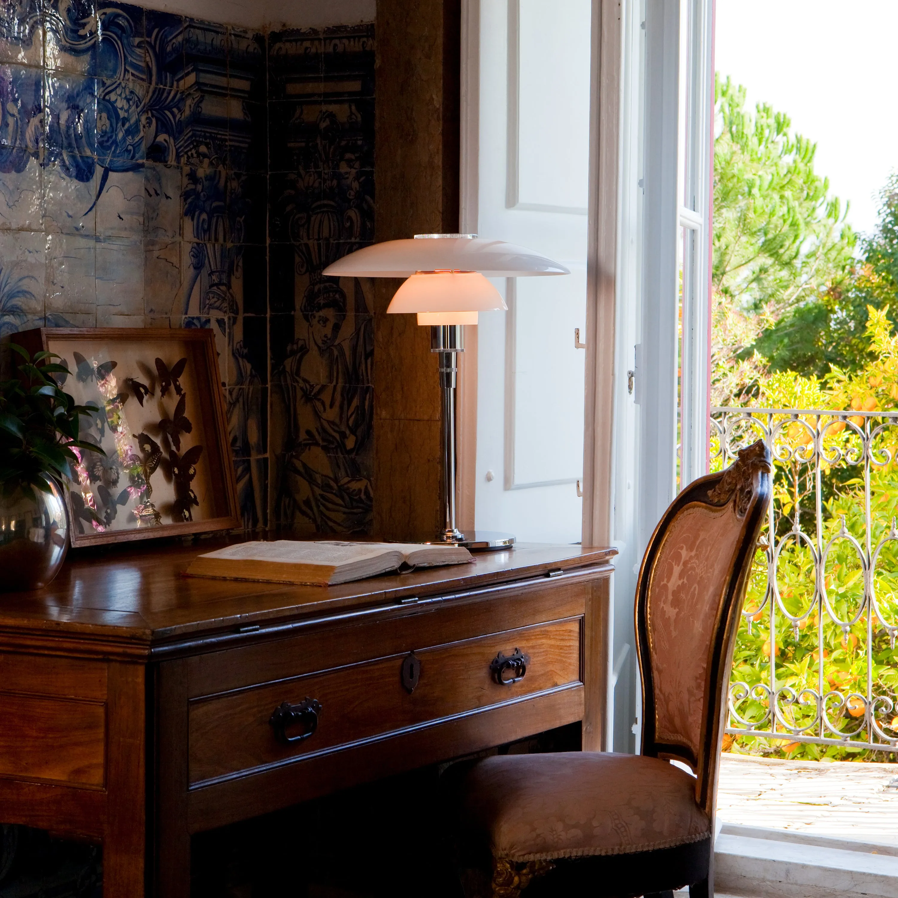 PH 4.5/3.5 Glass Table Lamp
