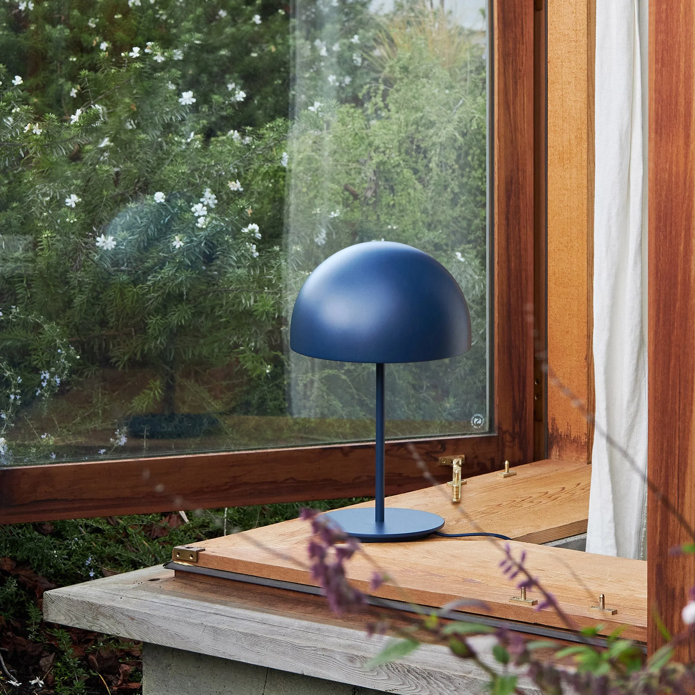Pin Table Lamp