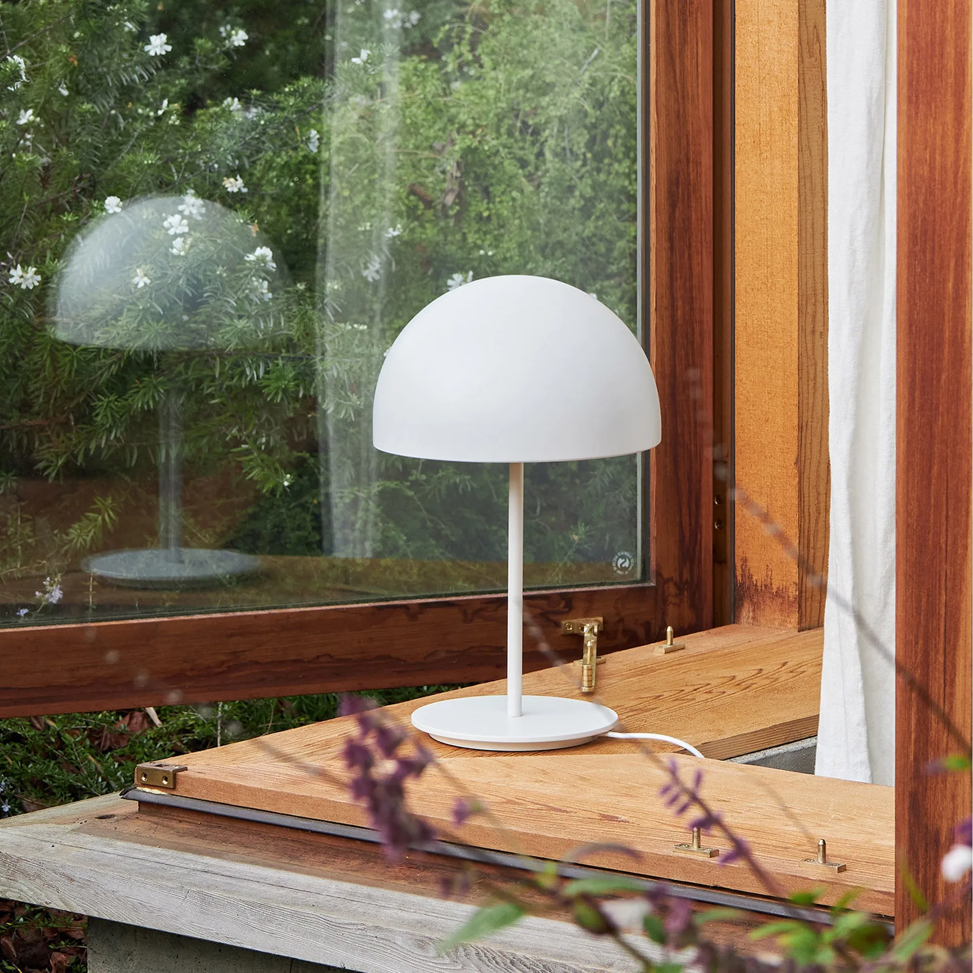 Pin Table Lamp