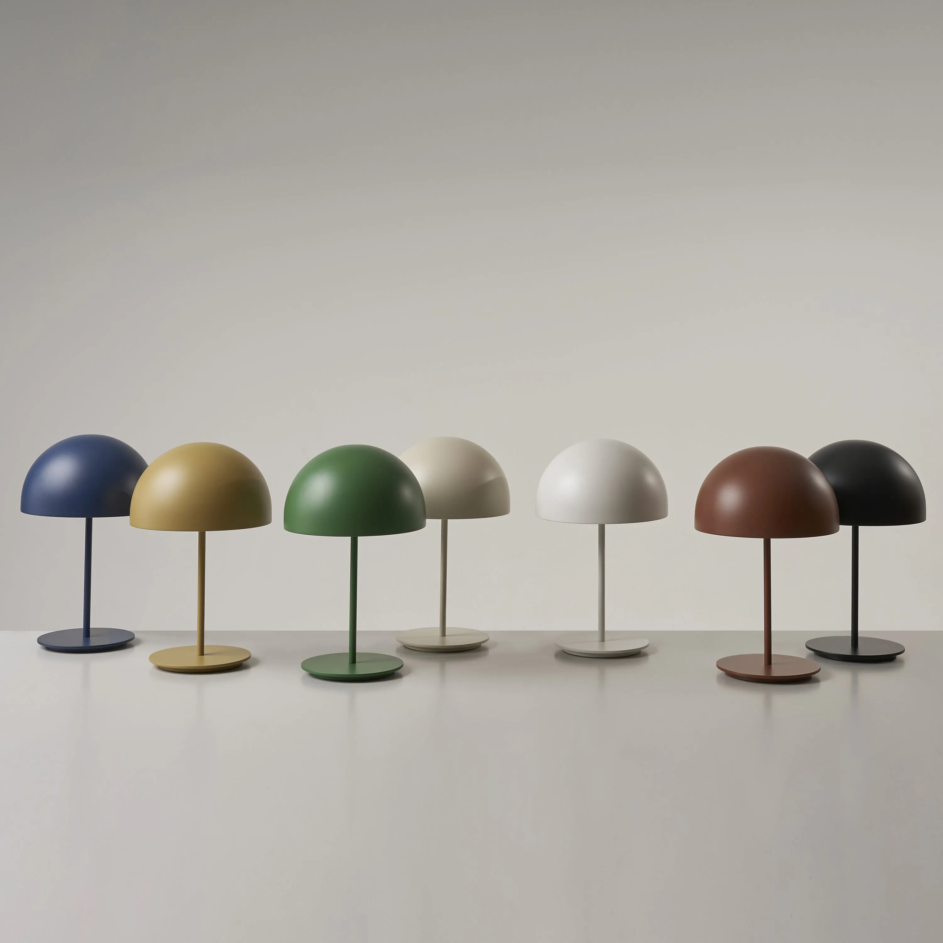 Pin Table Lamp