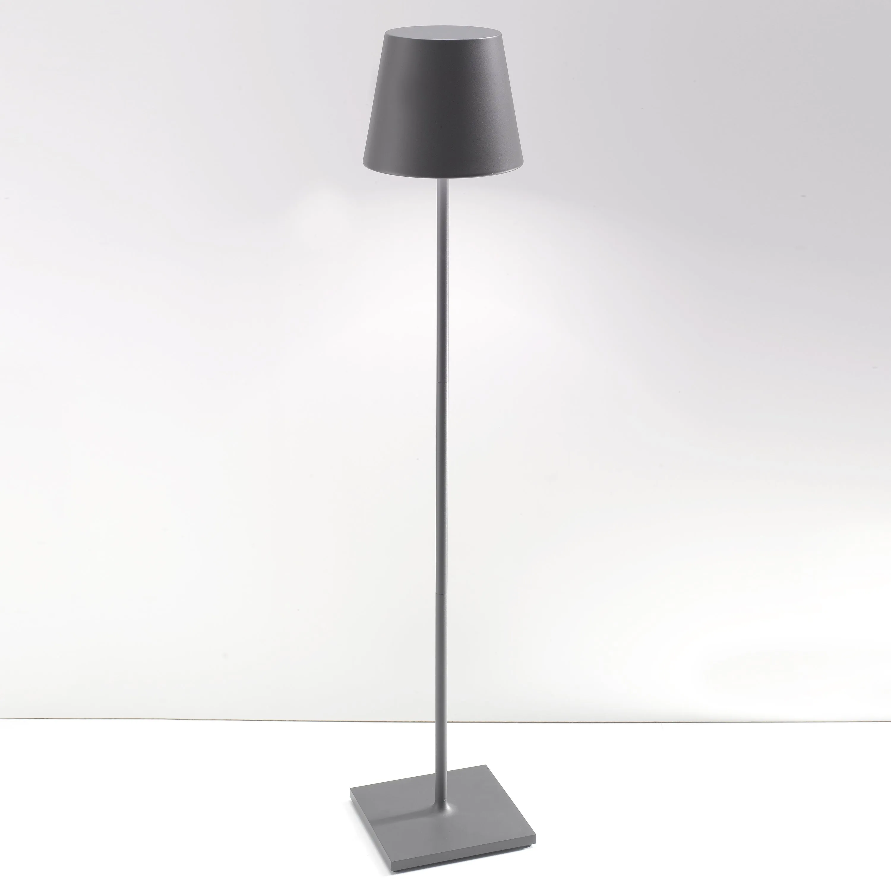 Poldina Pro XXL Adjustable Floor Lamp