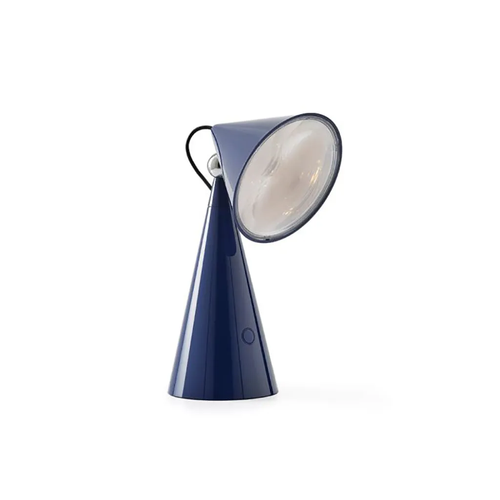 Pose Portable LED Table Lamp