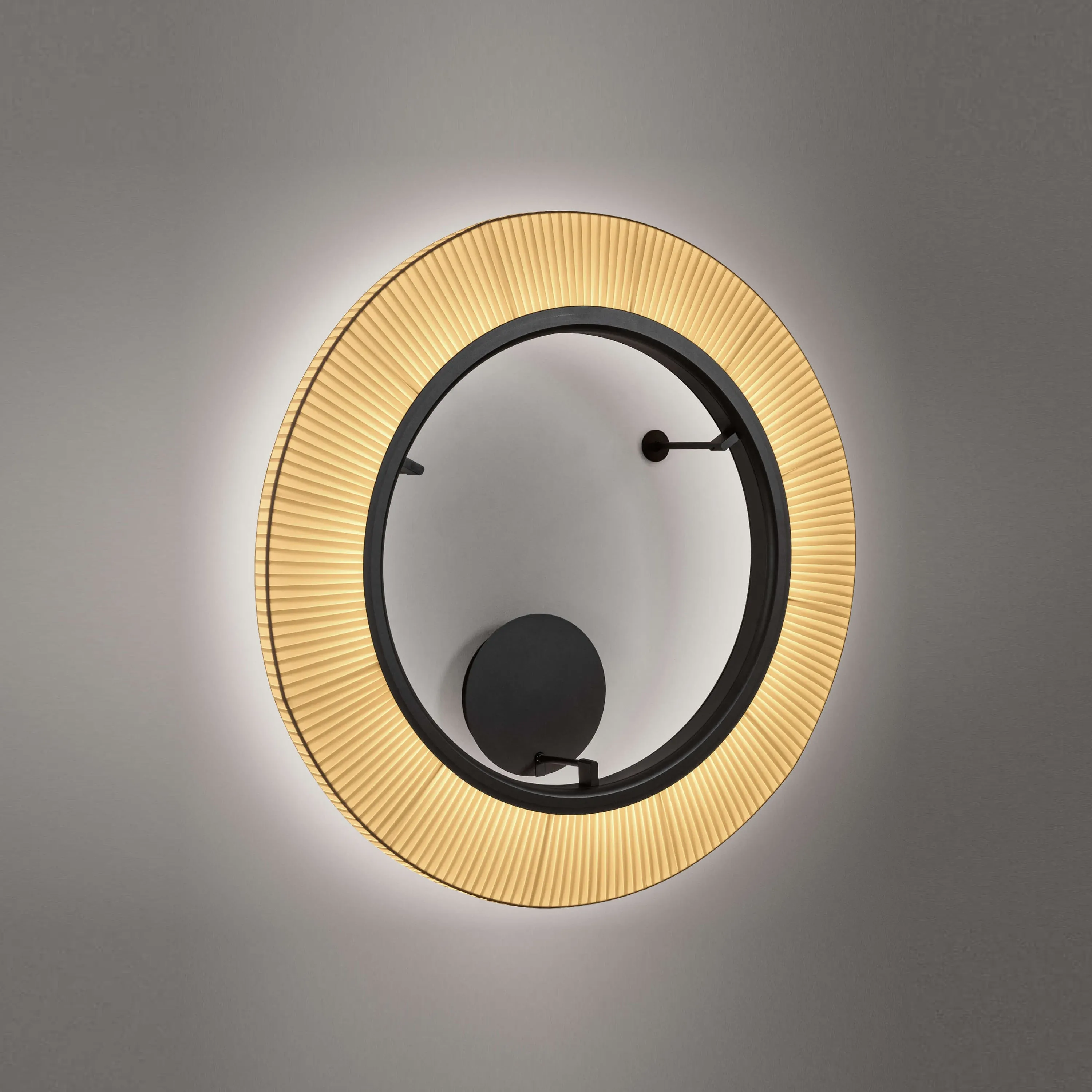 Roda LED Wall/Ceiling Light