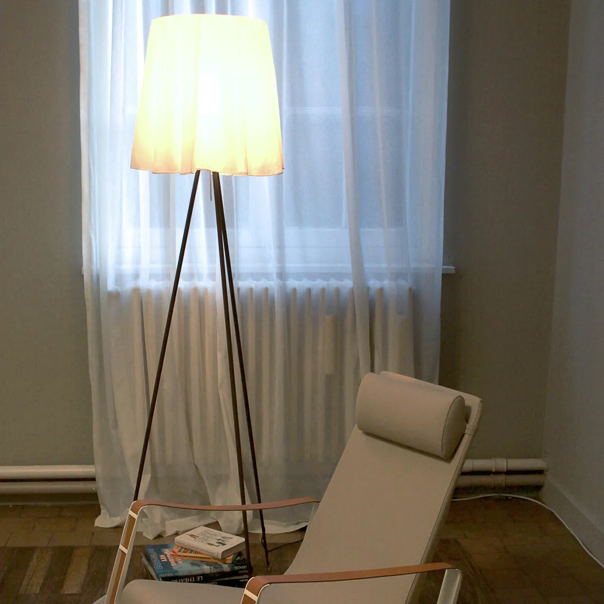 Rosy Angelis Floor Lamp