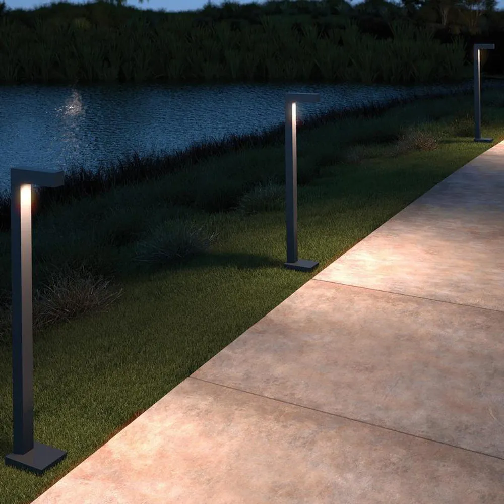 Sean Lavin Strut Outdoor Bollard Light