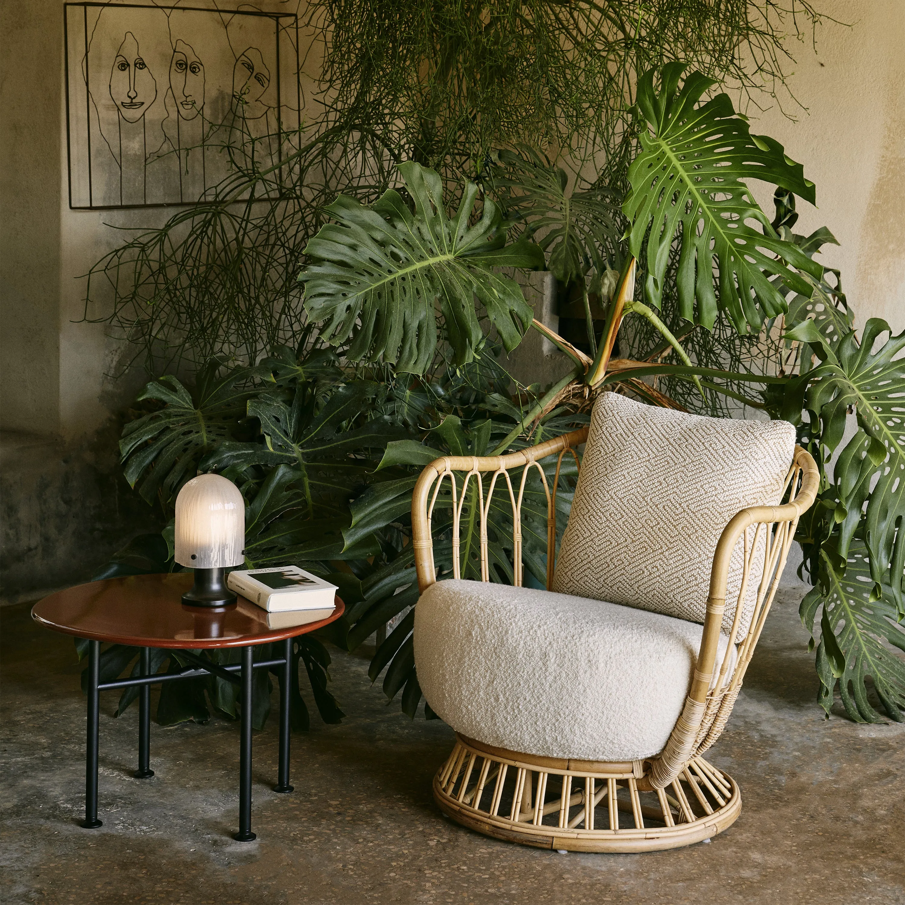 Seine Portable Table Lamp