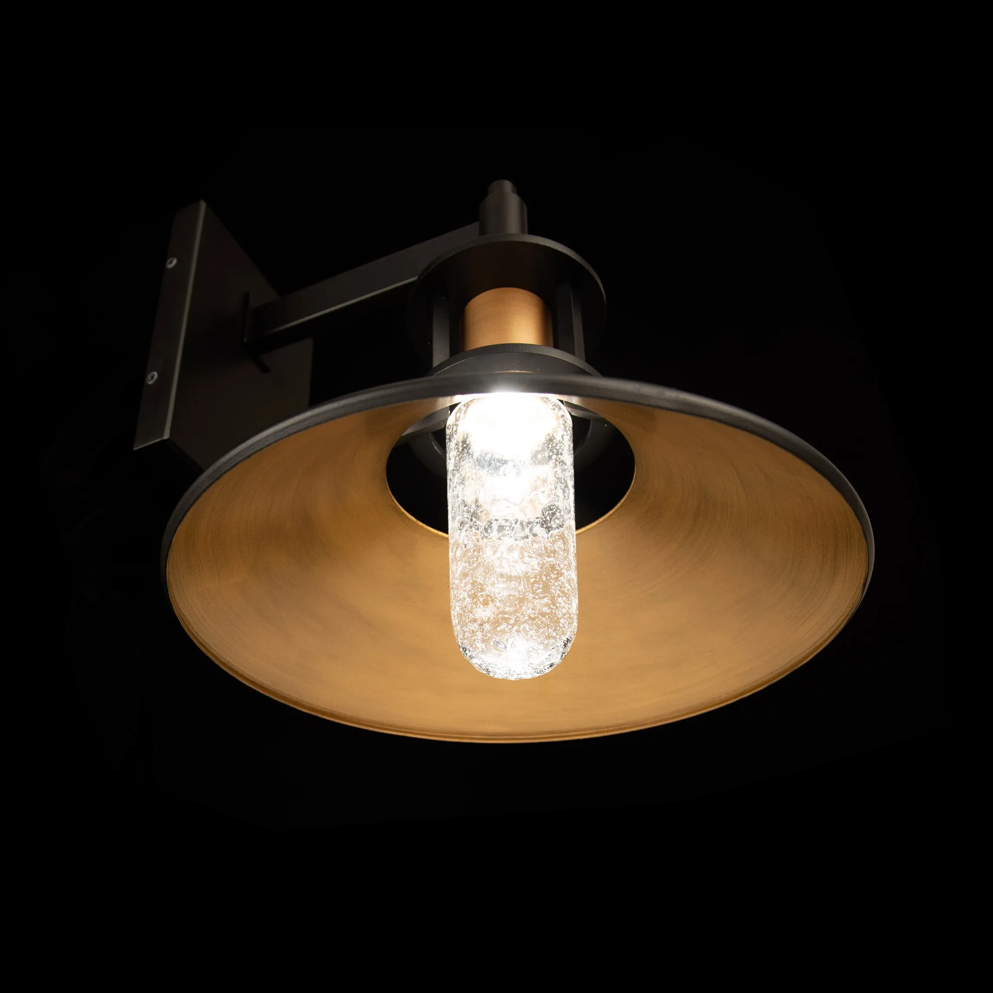 Sleepless LED Outdoor Wall Light