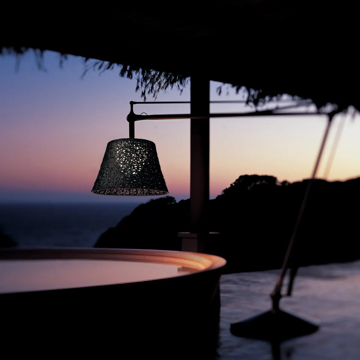 Superarchimoon Outdoor Floor Lamp