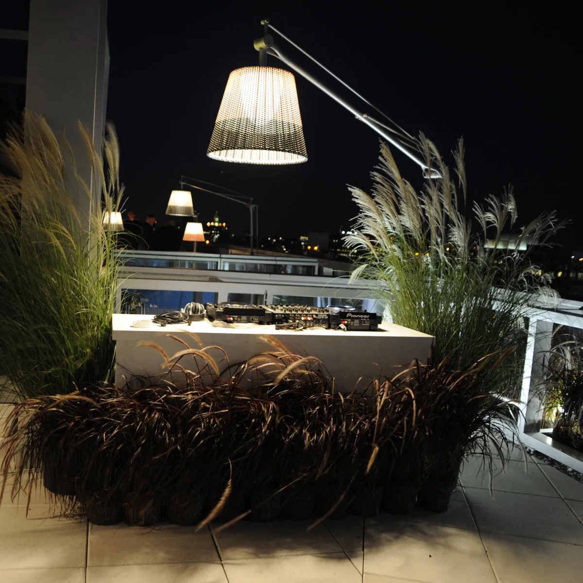 Superarchimoon Outdoor Floor Lamp