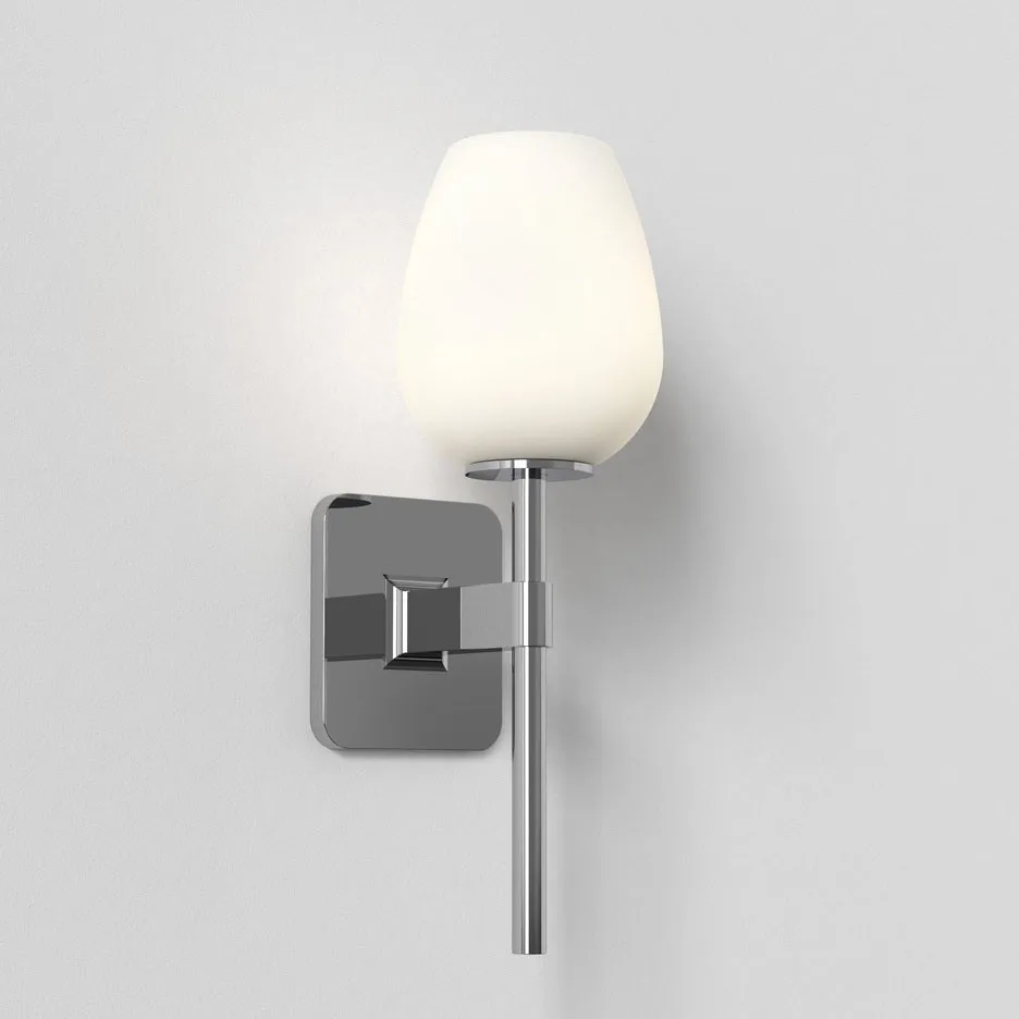Tacoma Single Bathroom Vanity Light