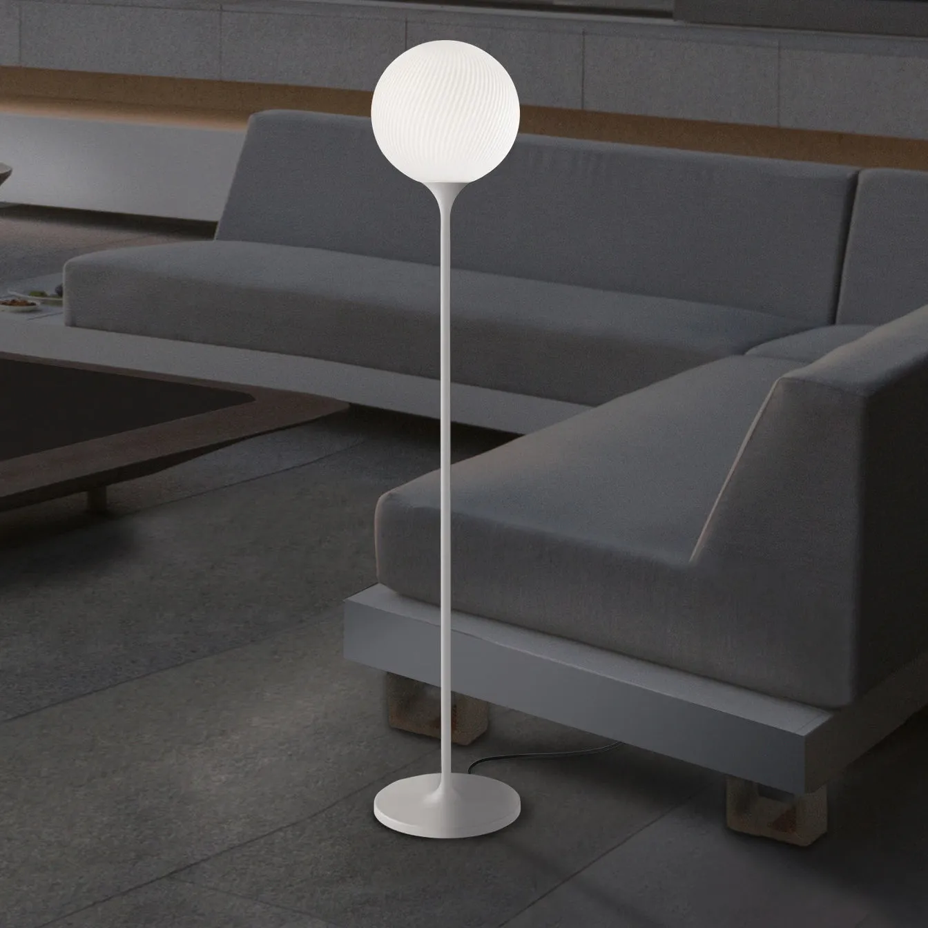 Tee Outdoor Floor Lamp