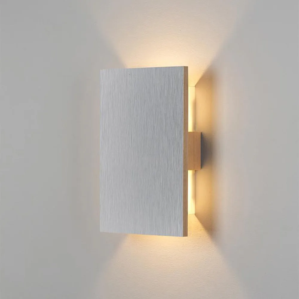 Tersus Wall Light
