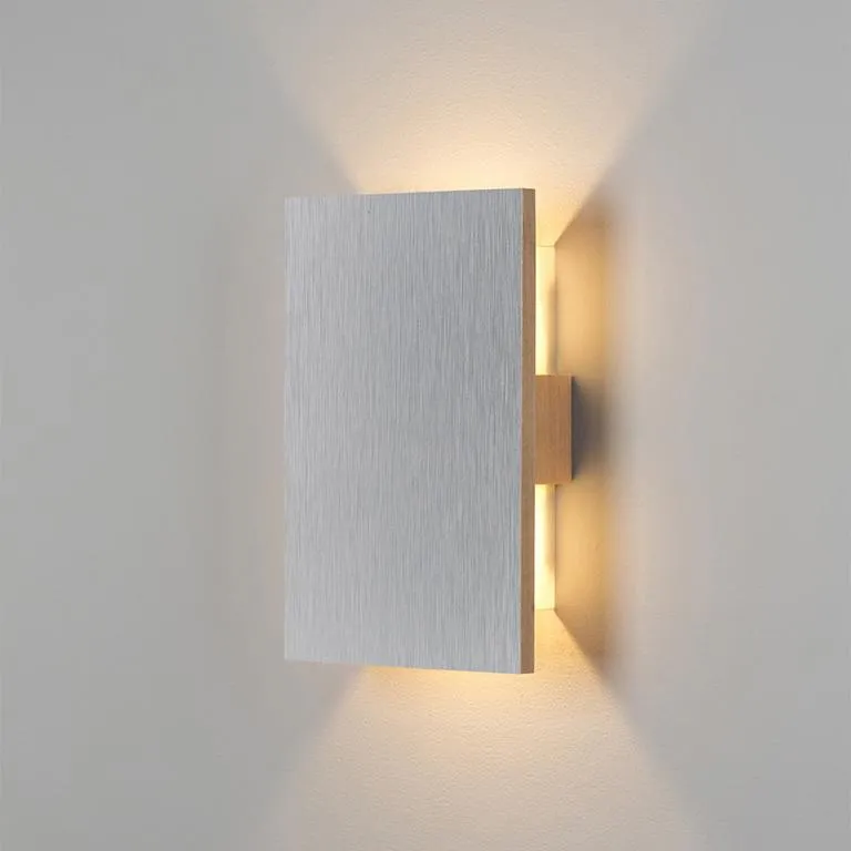 Tersus Wall Light