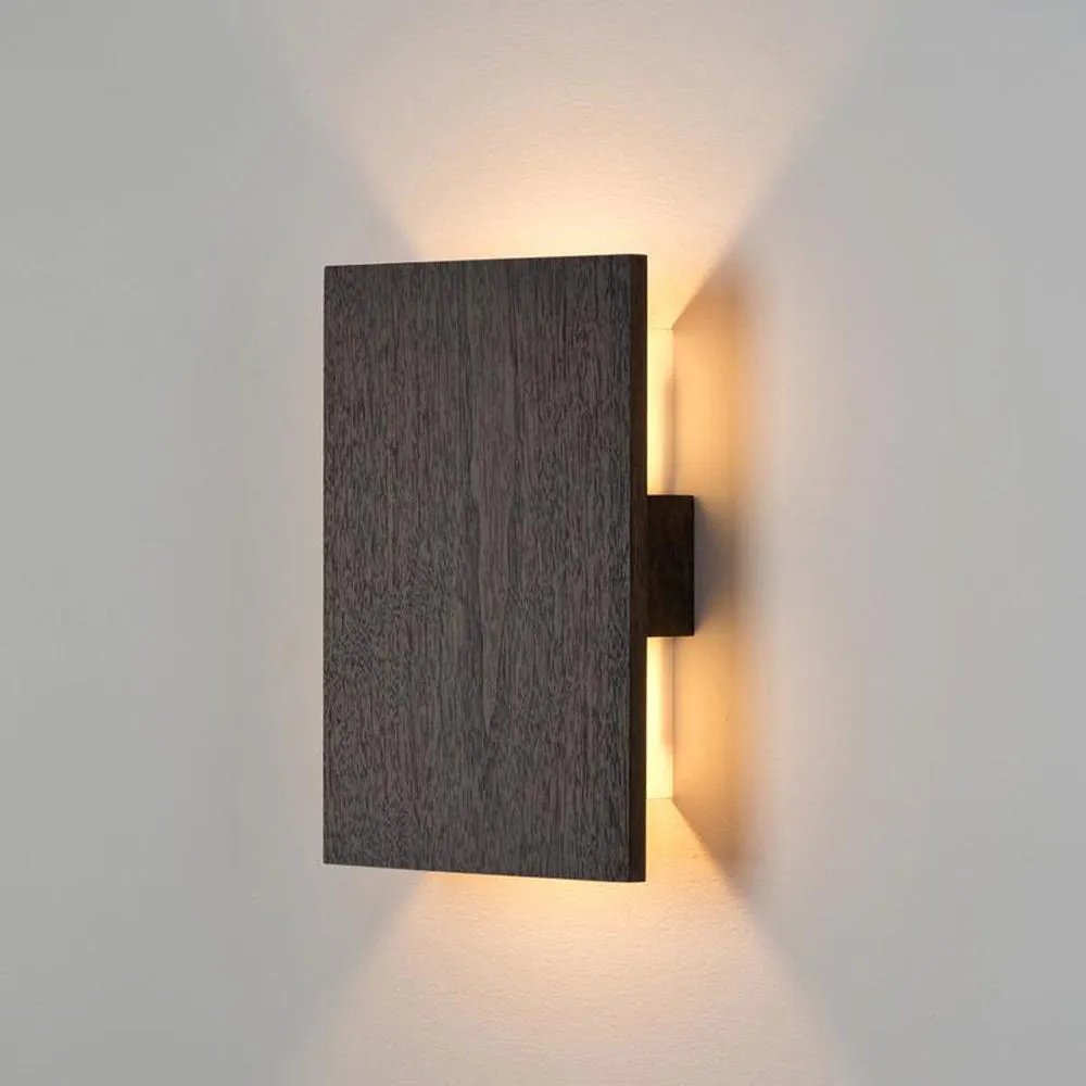 Tersus Wall Light