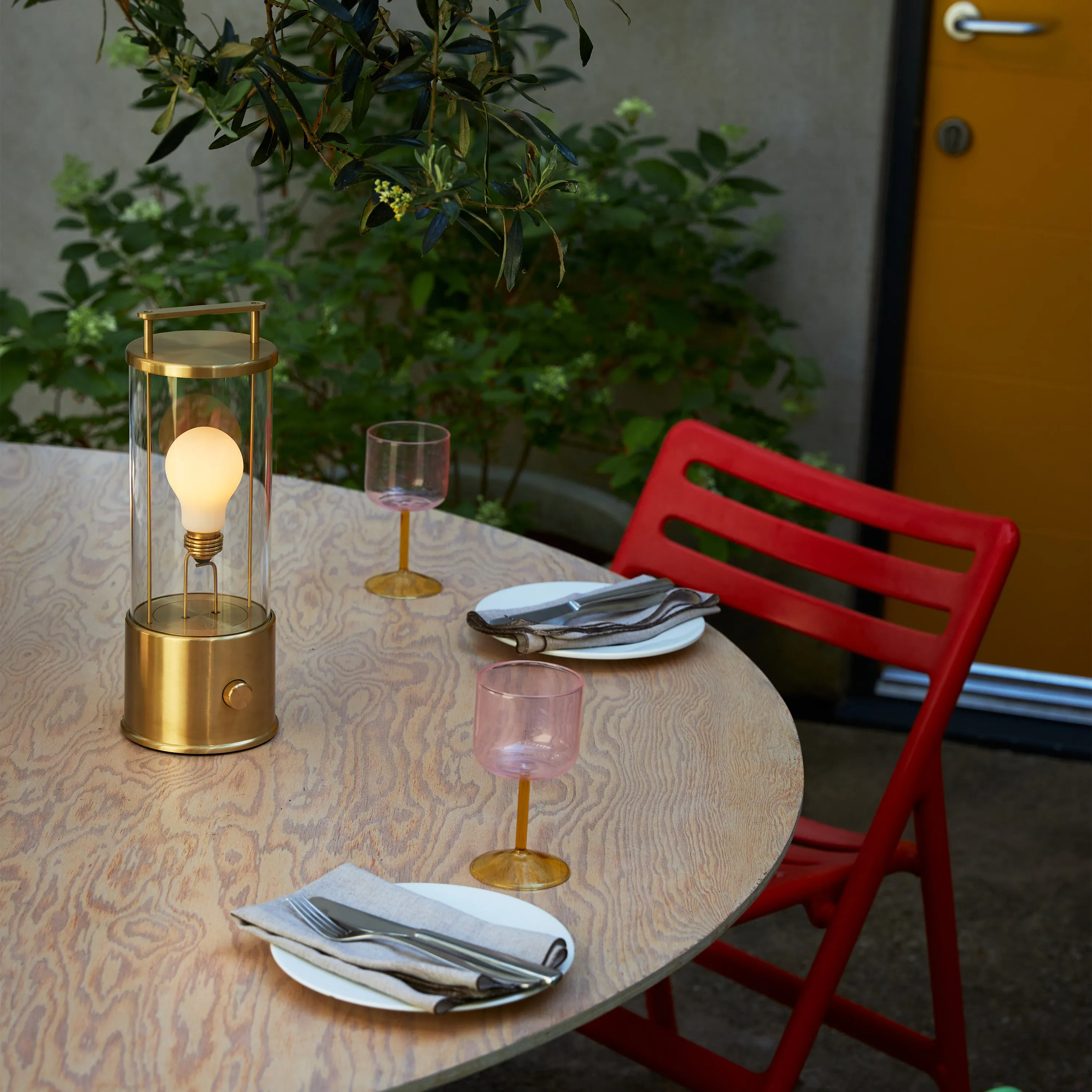 The Muse Outdoor Portable Table Lamp