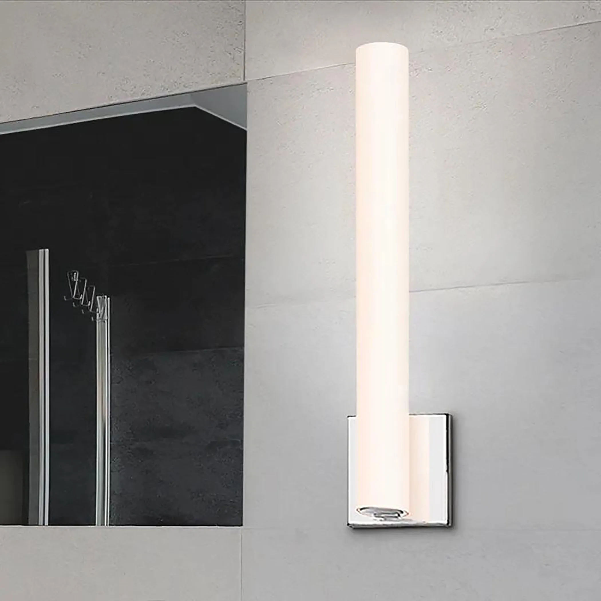Tubo Slim Bathroom Wall Sconce