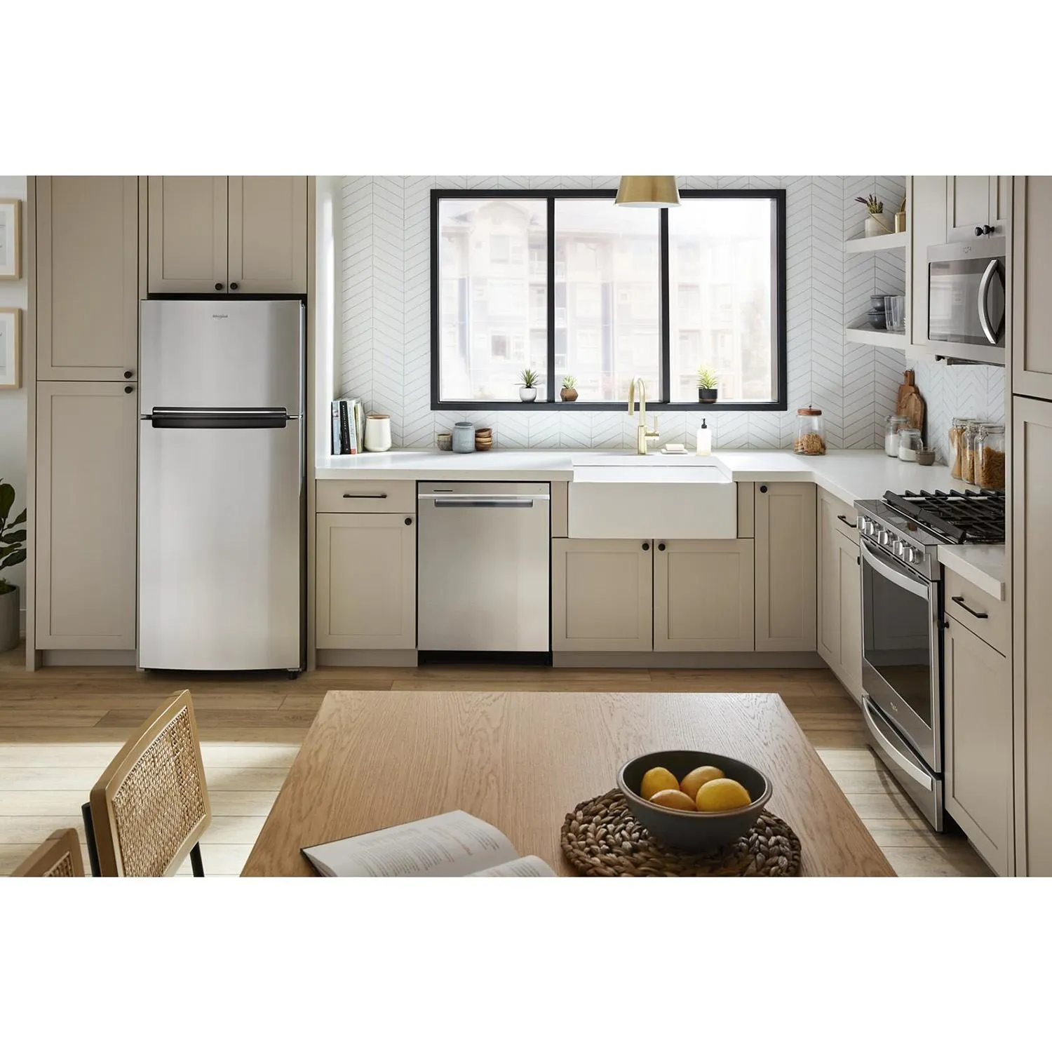Whirlpool Stainless Steel Top-Freezer Refrigerator (16.3 Cu. Ft.) - WRTX5028PM
