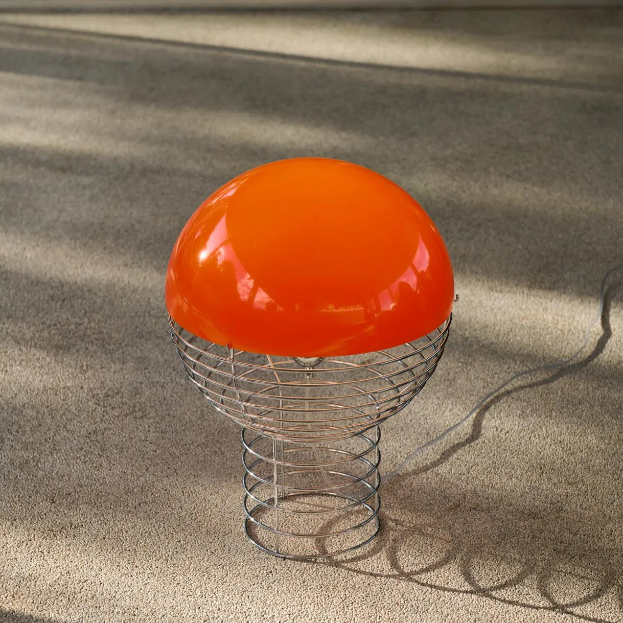 Wire Table Lamp