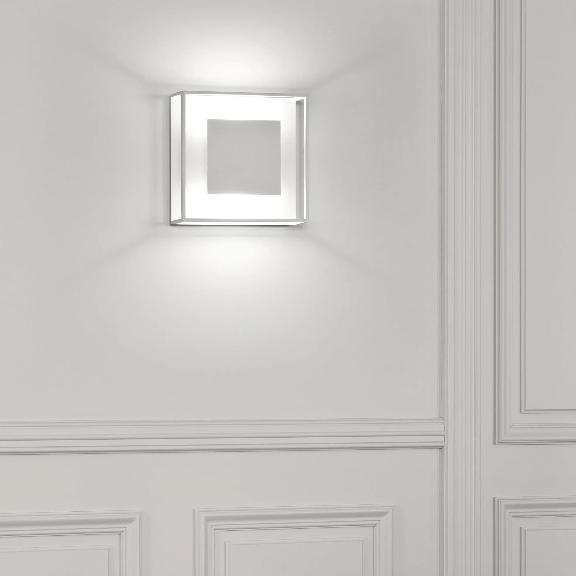 Yoko Wall Light